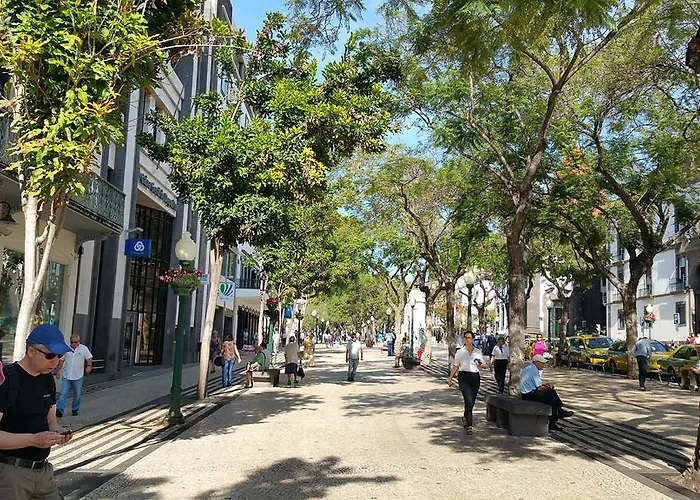 Quarto em Acomodações Particulares Edificio Charles 206