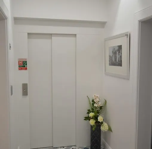 Edificio Charles 206 Quarto em Acomodações Particulares