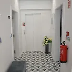 Edificio Charles 206 * Funchal (Madeira)