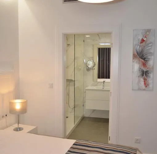 Проживание в семье Edificio Charles 206 *